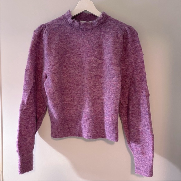 New cutesy sweater - Picture 1 of 4